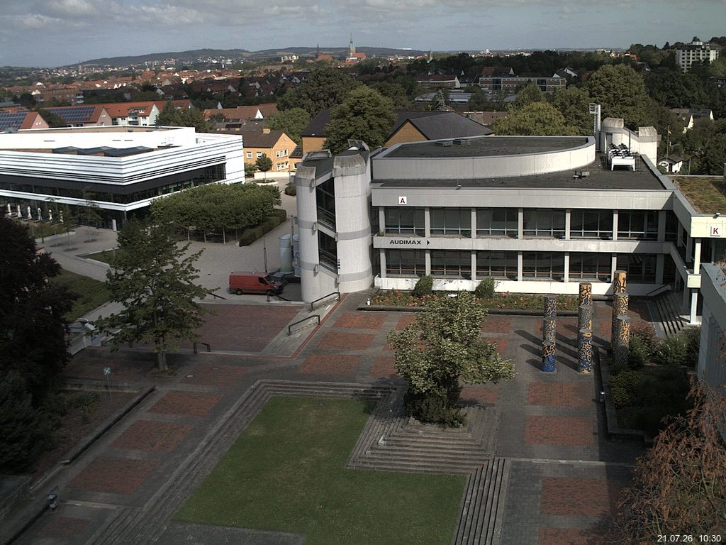 Foto der Webcam: Verwaltungsgeb&auml;ude, Innenhof mit Audimax, H&ouml;rsaal-Geb&auml;ude 1