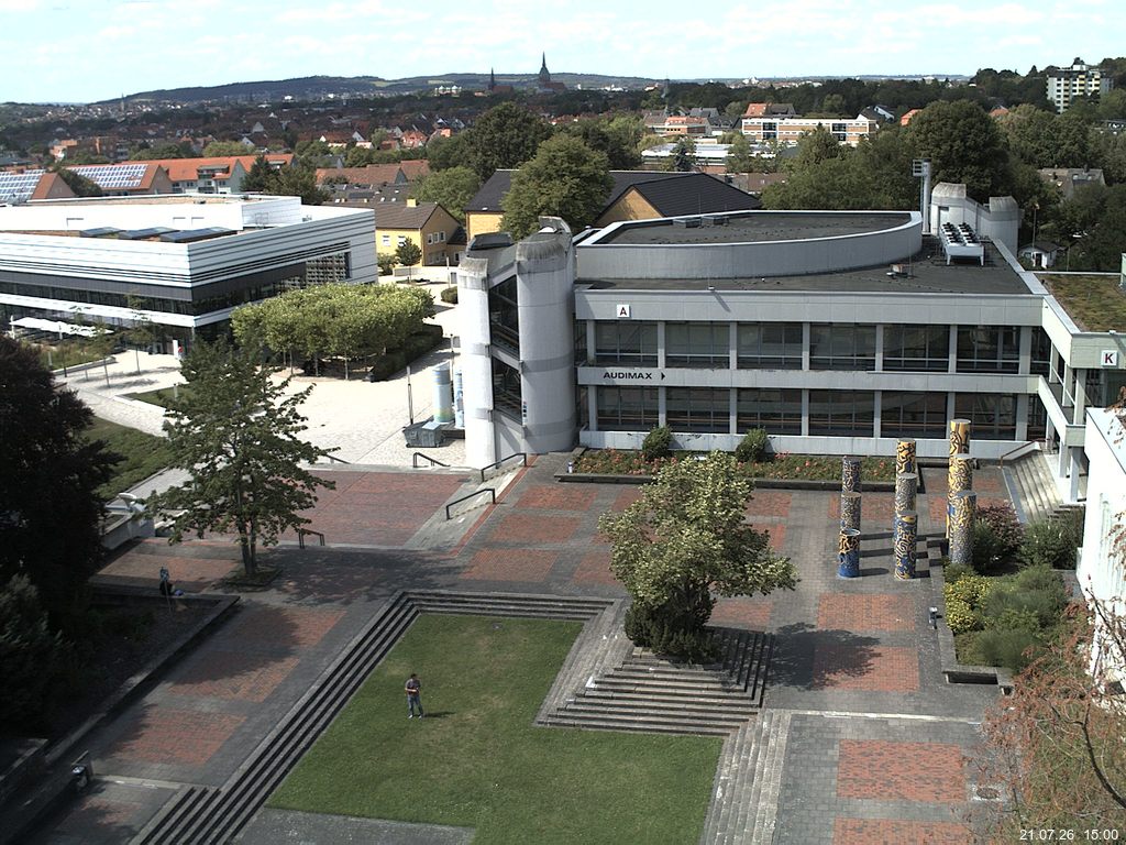 Foto der Webcam: Verwaltungsgeb&auml;ude, Innenhof mit Audimax, H&ouml;rsaal-Geb&auml;ude 1