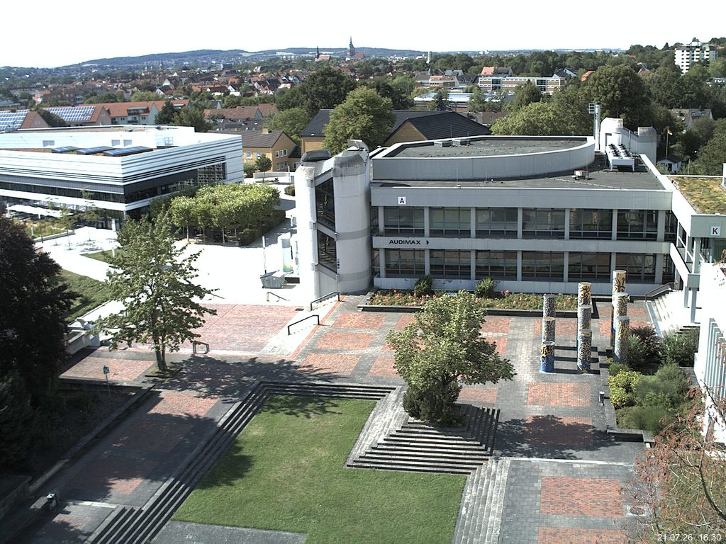 Foto der Webcam: Verwaltungsgeb&auml;ude, Innenhof mit Audimax, H&ouml;rsaal-Geb&auml;ude 1