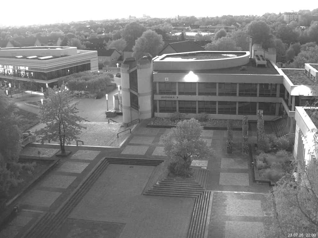 Foto der Webcam: Verwaltungsgeb&auml;ude, Innenhof mit Audimax, H&ouml;rsaal-Geb&auml;ude 1