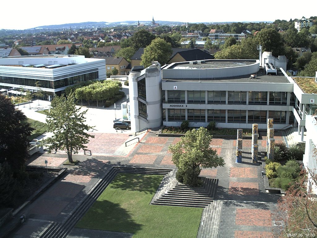 Foto der Webcam: Verwaltungsgeb&auml;ude, Innenhof mit Audimax, H&ouml;rsaal-Geb&auml;ude 1