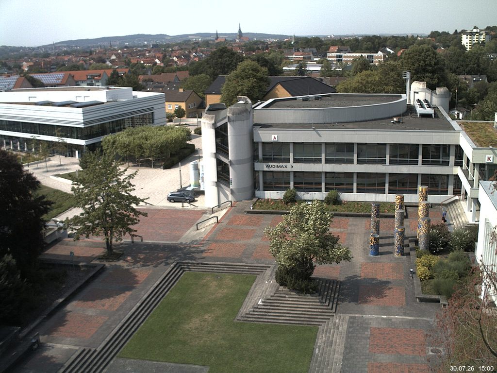 Foto der Webcam: Verwaltungsgeb&auml;ude, Innenhof mit Audimax, H&ouml;rsaal-Geb&auml;ude 1