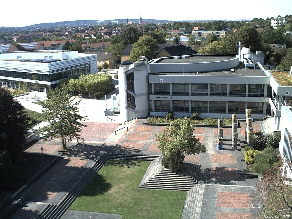 Foto der Webcam: Verwaltungsgeb&auml;ude, Innenhof mit Audimax, H&ouml;rsaal-Geb&auml;ude 1