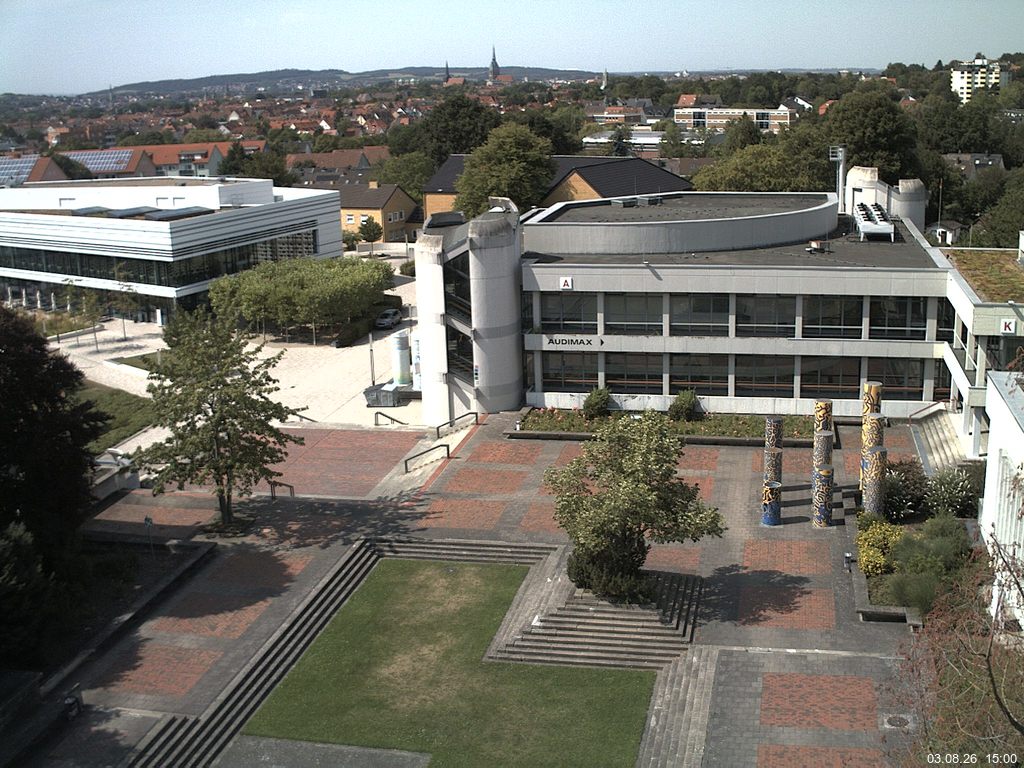 Foto der Webcam: Verwaltungsgeb&auml;ude, Innenhof mit Audimax, H&ouml;rsaal-Geb&auml;ude 1