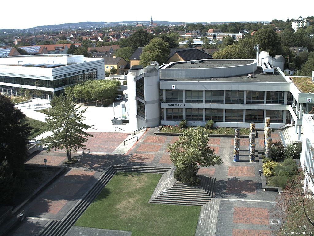 Foto der Webcam: Verwaltungsgeb&auml;ude, Innenhof mit Audimax, H&ouml;rsaal-Geb&auml;ude 1