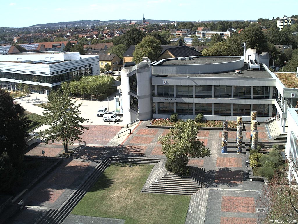 Foto der Webcam: Verwaltungsgeb&auml;ude, Innenhof mit Audimax, H&ouml;rsaal-Geb&auml;ude 1