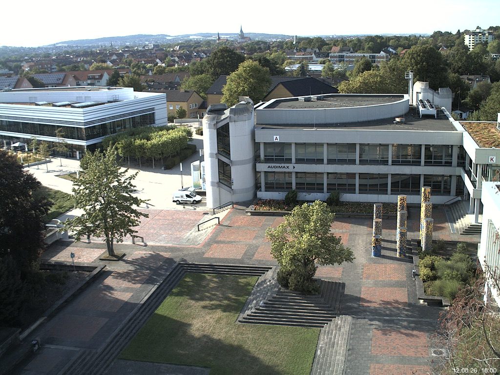 Foto der Webcam: Verwaltungsgeb&auml;ude, Innenhof mit Audimax, H&ouml;rsaal-Geb&auml;ude 1
