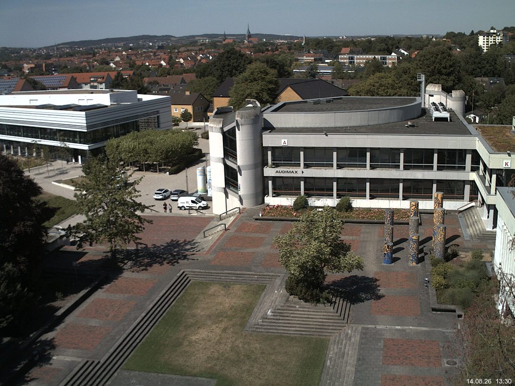 Foto der Webcam: Verwaltungsgeb&auml;ude, Innenhof mit Audimax, H&ouml;rsaal-Geb&auml;ude 1
