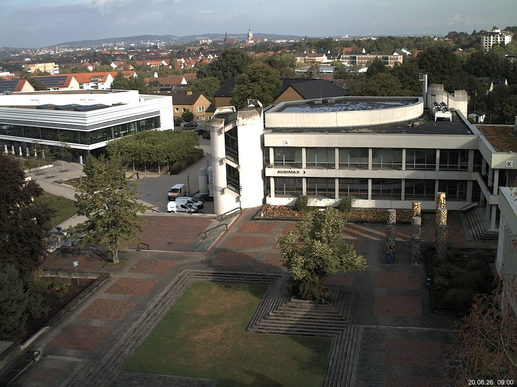 Foto der Webcam: Verwaltungsgeb&auml;ude, Innenhof mit Audimax, H&ouml;rsaal-Geb&auml;ude 1