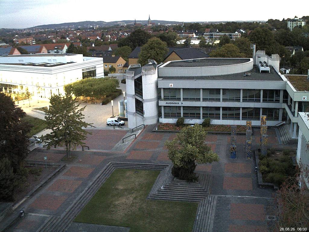 Foto der Webcam: Verwaltungsgeb&auml;ude, Innenhof mit Audimax, H&ouml;rsaal-Geb&auml;ude 1