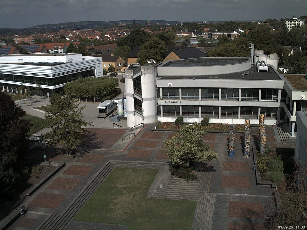 Foto der Webcam: Verwaltungsgeb&auml;ude, Innenhof mit Audimax, H&ouml;rsaal-Geb&auml;ude 1