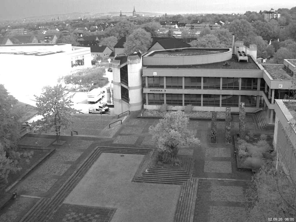 Foto der Webcam: Verwaltungsgeb&auml;ude, Innenhof mit Audimax, H&ouml;rsaal-Geb&auml;ude 1