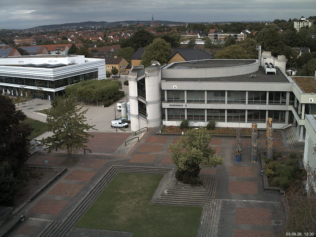 Foto der Webcam: Verwaltungsgeb&auml;ude, Innenhof mit Audimax, H&ouml;rsaal-Geb&auml;ude 1