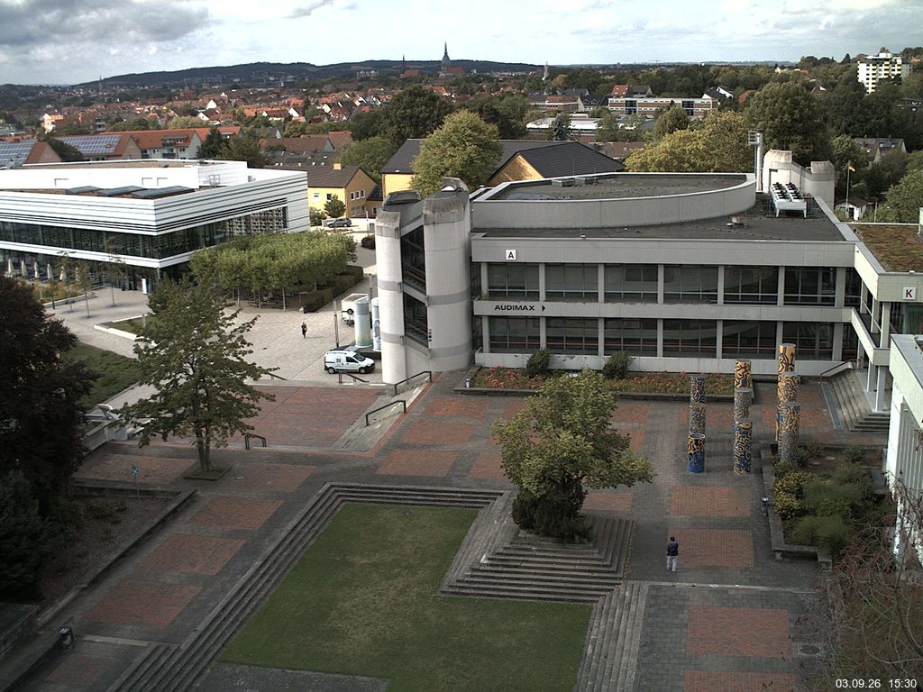 Foto der Webcam: Verwaltungsgeb&auml;ude, Innenhof mit Audimax, H&ouml;rsaal-Geb&auml;ude 1