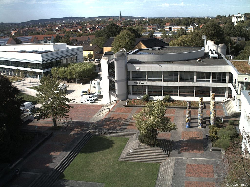Foto der Webcam: Verwaltungsgeb&auml;ude, Innenhof mit Audimax, H&ouml;rsaal-Geb&auml;ude 1