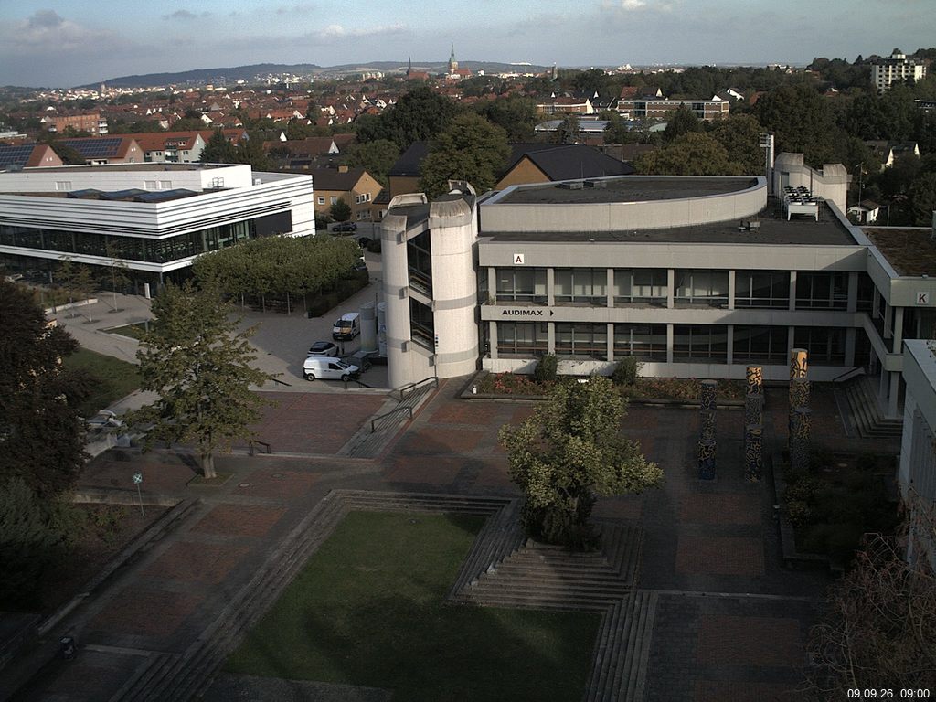 Foto der Webcam: Verwaltungsgeb&auml;ude, Innenhof mit Audimax, H&ouml;rsaal-Geb&auml;ude 1