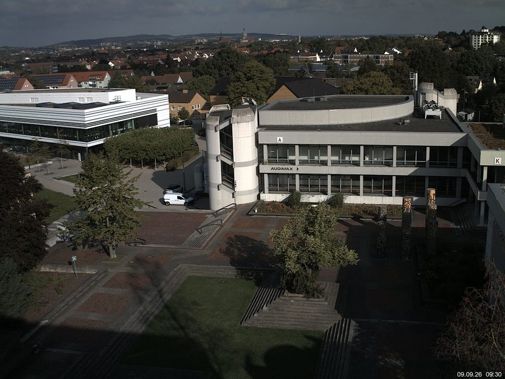 Foto der Webcam: Verwaltungsgeb&auml;ude, Innenhof mit Audimax, H&ouml;rsaal-Geb&auml;ude 1