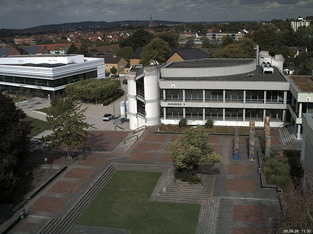 Foto der Webcam: Verwaltungsgeb&auml;ude, Innenhof mit Audimax, H&ouml;rsaal-Geb&auml;ude 1
