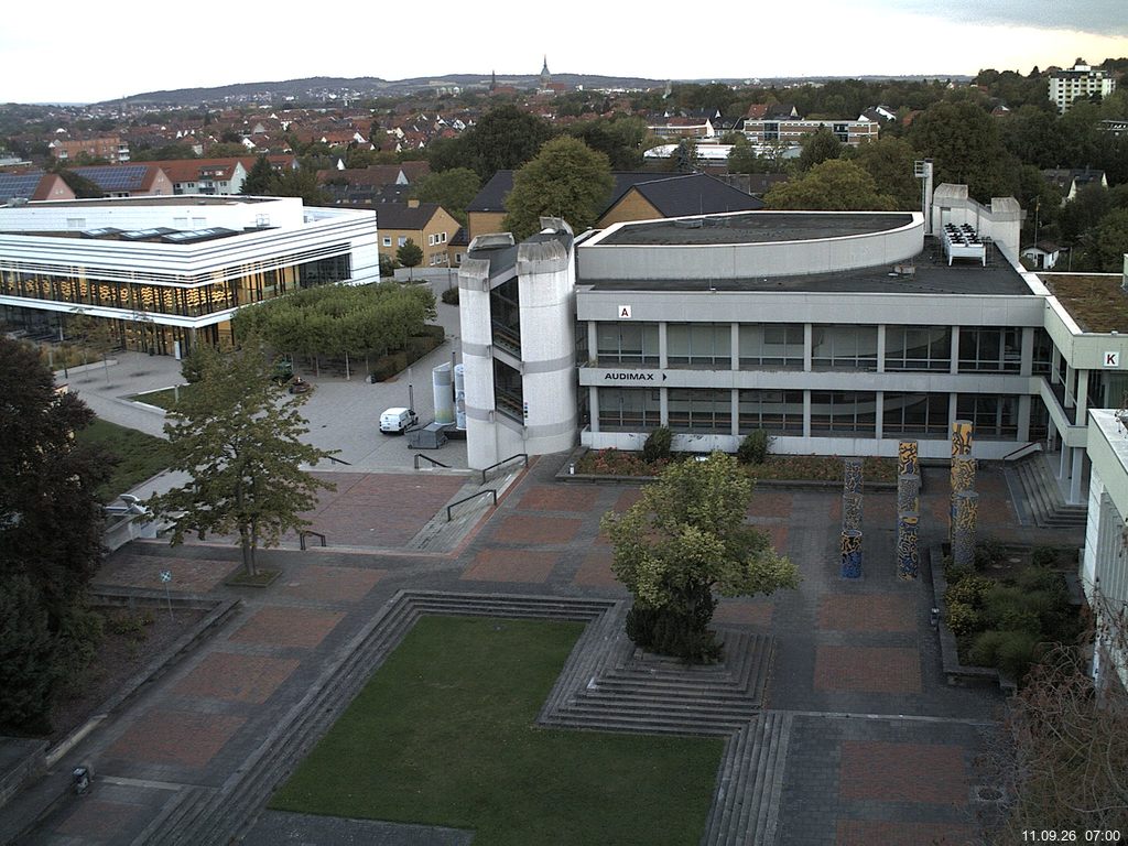 Foto der Webcam: Verwaltungsgeb&auml;ude, Innenhof mit Audimax, H&ouml;rsaal-Geb&auml;ude 1