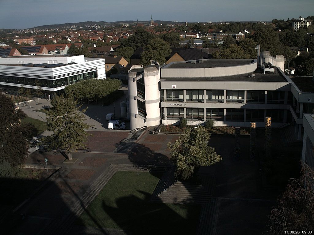 Foto der Webcam: Verwaltungsgeb&auml;ude, Innenhof mit Audimax, H&ouml;rsaal-Geb&auml;ude 1