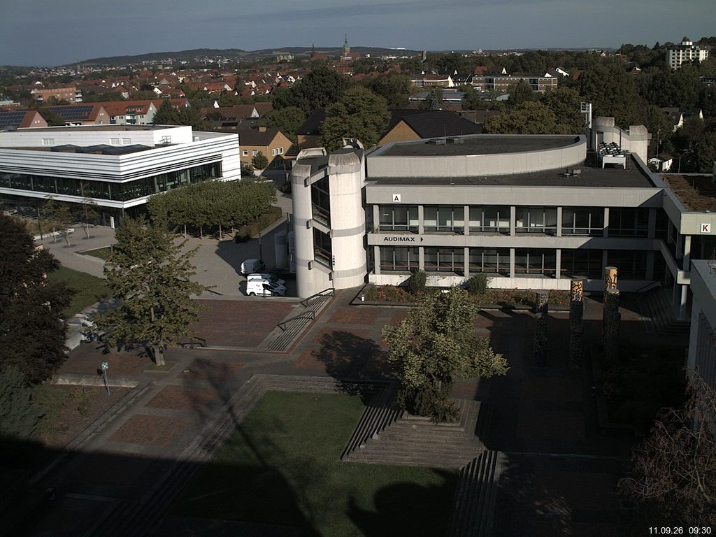 Foto der Webcam: Verwaltungsgeb&auml;ude, Innenhof mit Audimax, H&ouml;rsaal-Geb&auml;ude 1