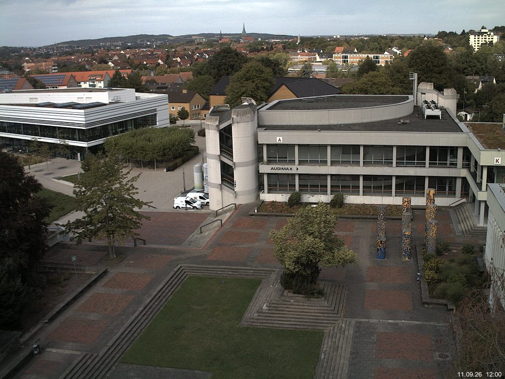Foto der Webcam: Verwaltungsgeb&auml;ude, Innenhof mit Audimax, H&ouml;rsaal-Geb&auml;ude 1