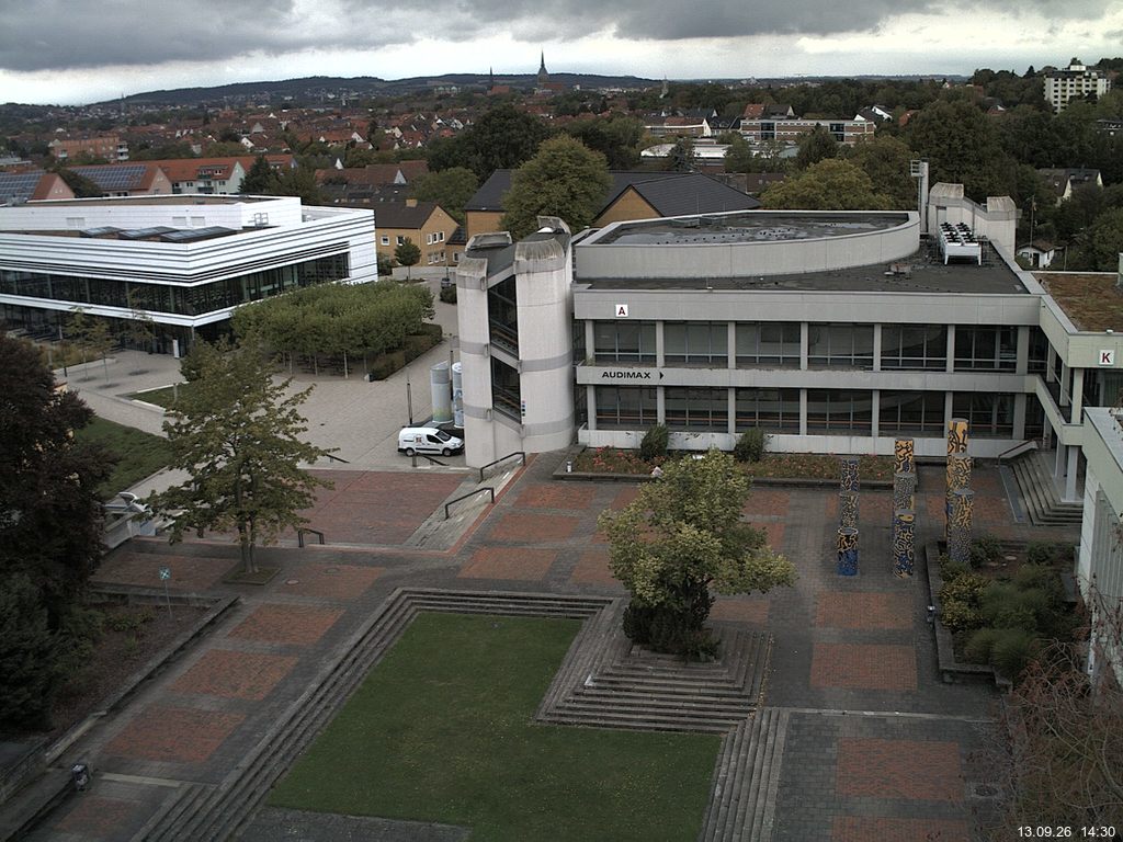 Foto der Webcam: Verwaltungsgeb&auml;ude, Innenhof mit Audimax, H&ouml;rsaal-Geb&auml;ude 1