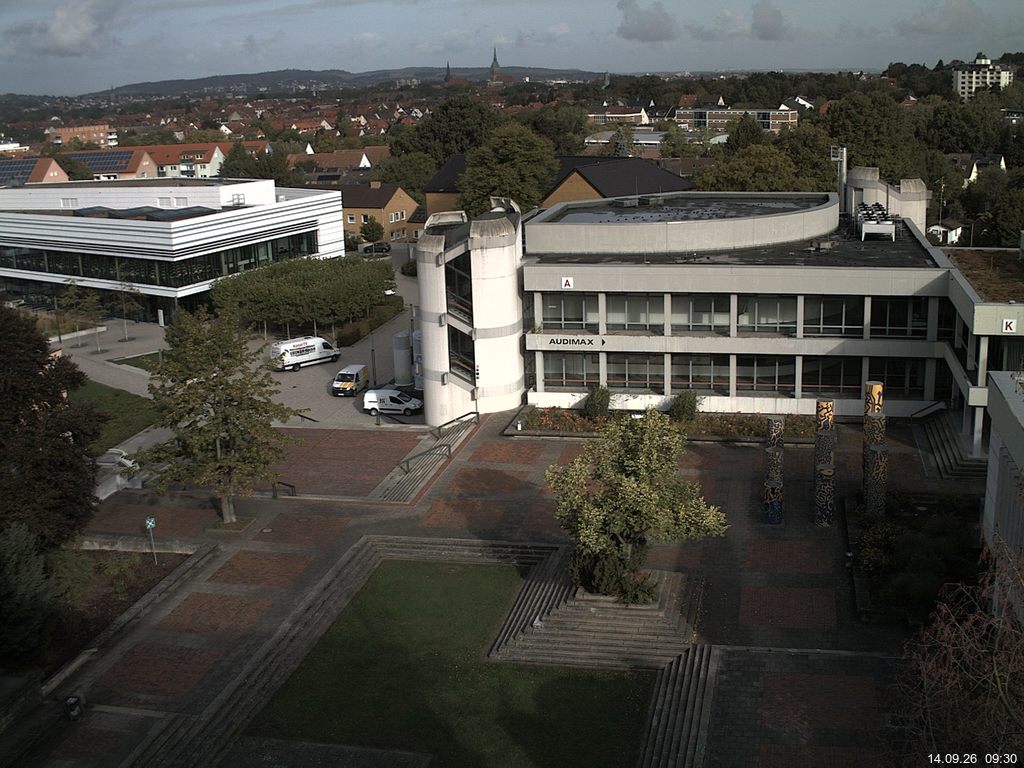 Foto der Webcam: Verwaltungsgeb&auml;ude, Innenhof mit Audimax, H&ouml;rsaal-Geb&auml;ude 1