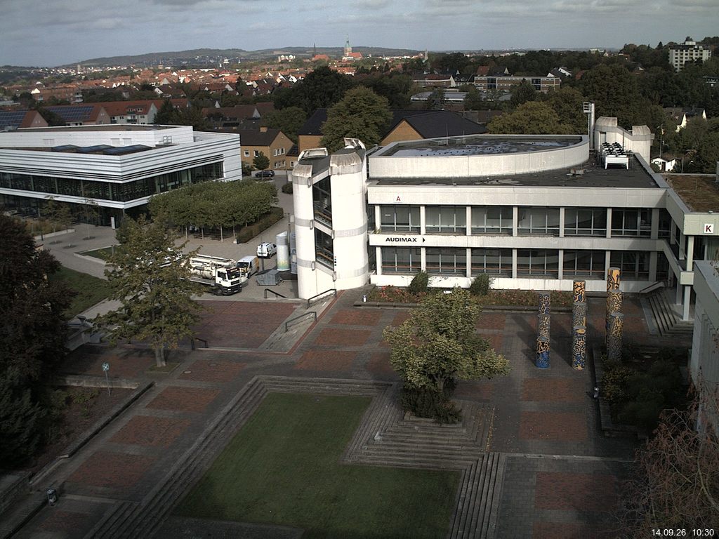 Foto der Webcam: Verwaltungsgeb&auml;ude, Innenhof mit Audimax, H&ouml;rsaal-Geb&auml;ude 1