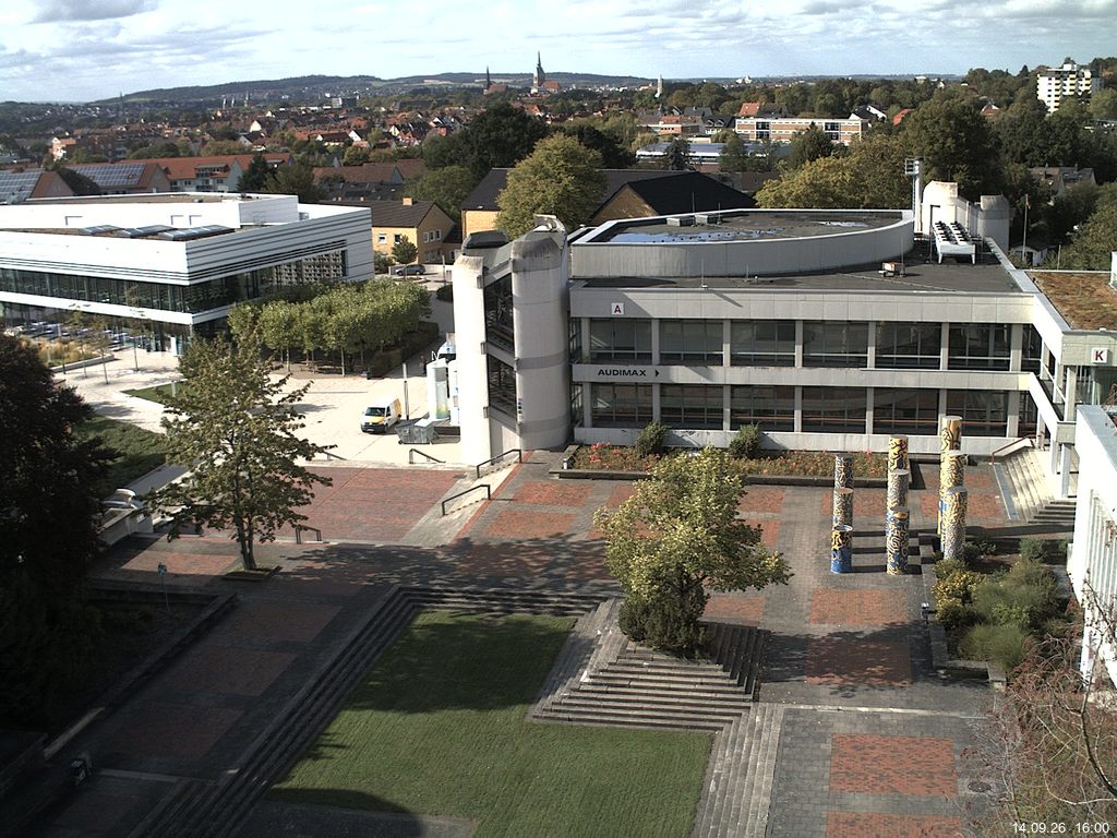 Foto der Webcam: Verwaltungsgeb&auml;ude, Innenhof mit Audimax, H&ouml;rsaal-Geb&auml;ude 1