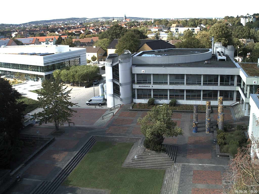 Foto der Webcam: Verwaltungsgeb&auml;ude, Innenhof mit Audimax, H&ouml;rsaal-Geb&auml;ude 1