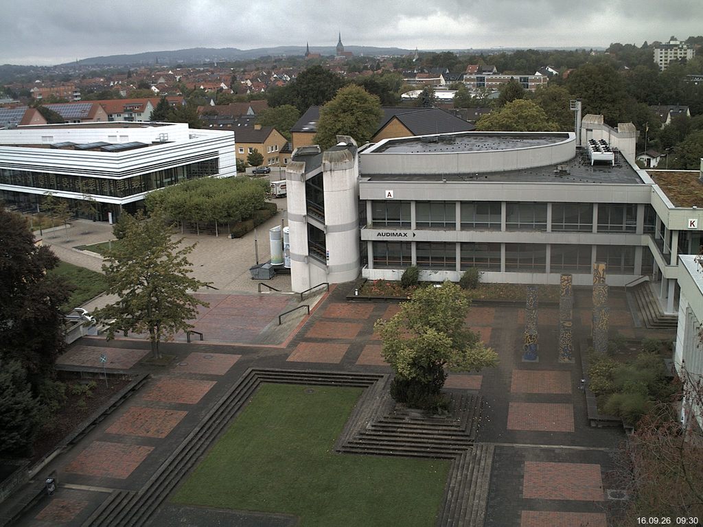 Foto der Webcam: Verwaltungsgeb&auml;ude, Innenhof mit Audimax, H&ouml;rsaal-Geb&auml;ude 1
