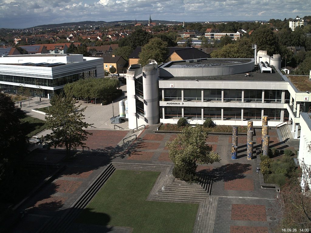 Foto der Webcam: Verwaltungsgeb&auml;ude, Innenhof mit Audimax, H&ouml;rsaal-Geb&auml;ude 1
