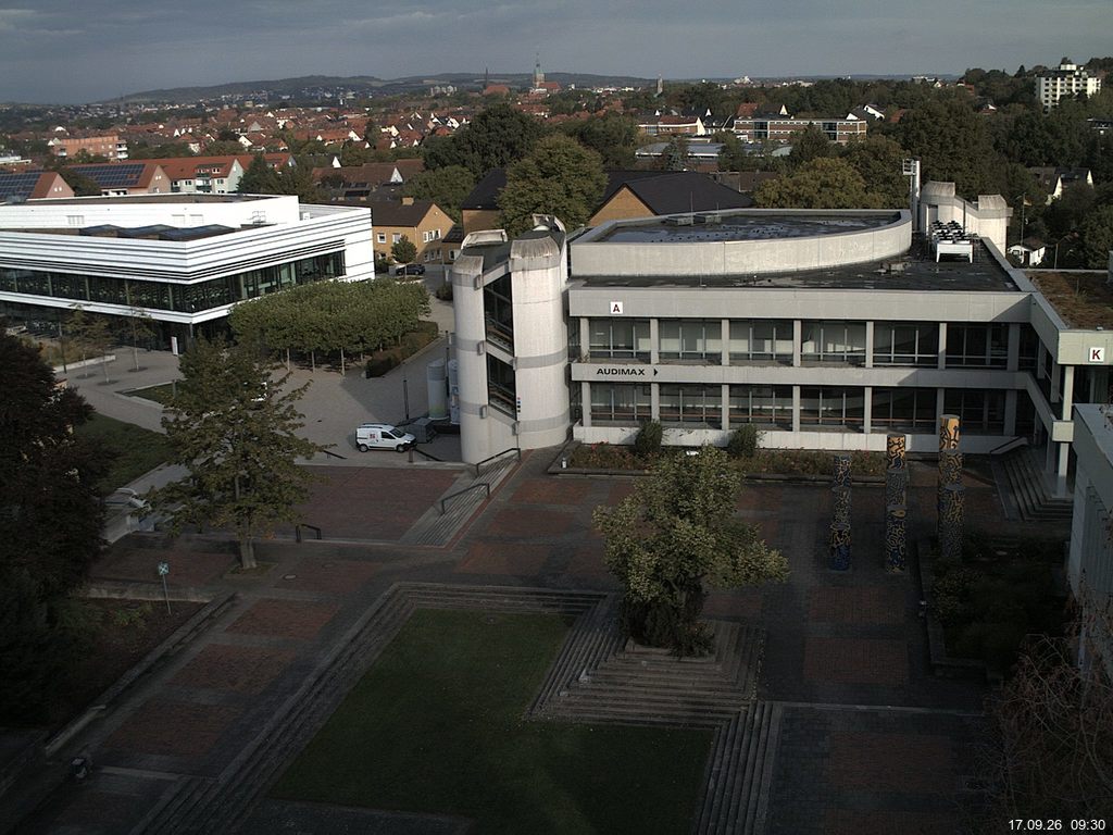 Foto der Webcam: Verwaltungsgeb&auml;ude, Innenhof mit Audimax, H&ouml;rsaal-Geb&auml;ude 1