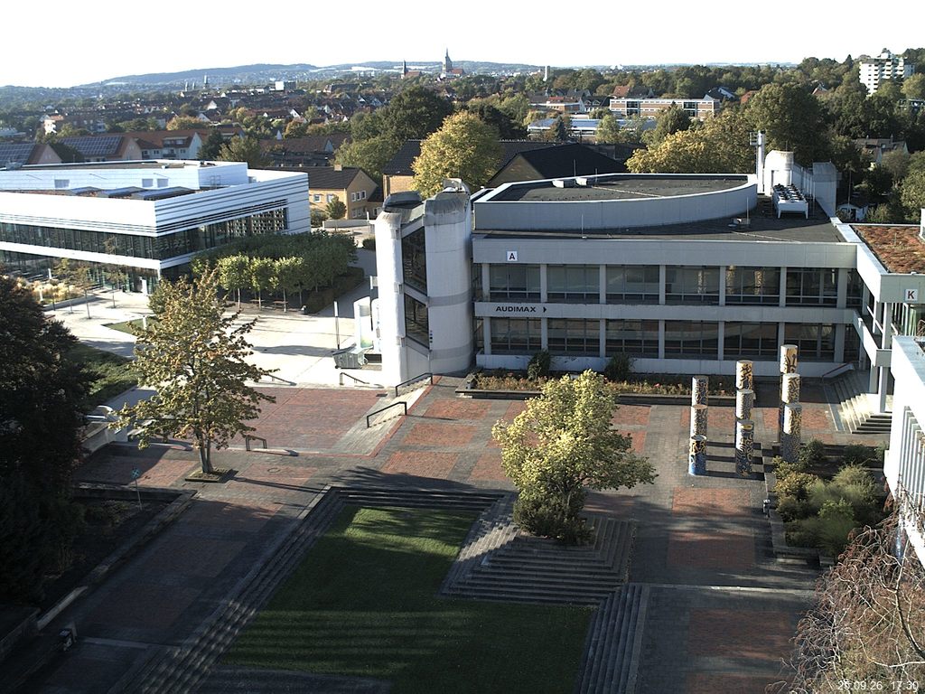 Foto der Webcam: Verwaltungsgeb&auml;ude, Innenhof mit Audimax, H&ouml;rsaal-Geb&auml;ude 1