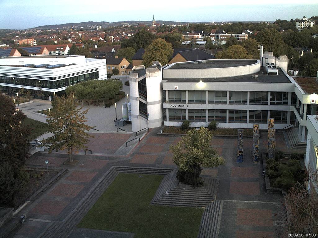 Foto der Webcam: Verwaltungsgeb&auml;ude, Innenhof mit Audimax, H&ouml;rsaal-Geb&auml;ude 1