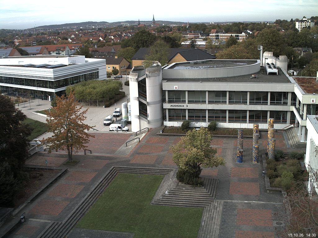 Foto der Webcam: Verwaltungsgeb&auml;ude, Innenhof mit Audimax, H&ouml;rsaal-Geb&auml;ude 1