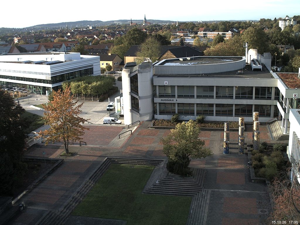 Foto der Webcam: Verwaltungsgeb&auml;ude, Innenhof mit Audimax, H&ouml;rsaal-Geb&auml;ude 1