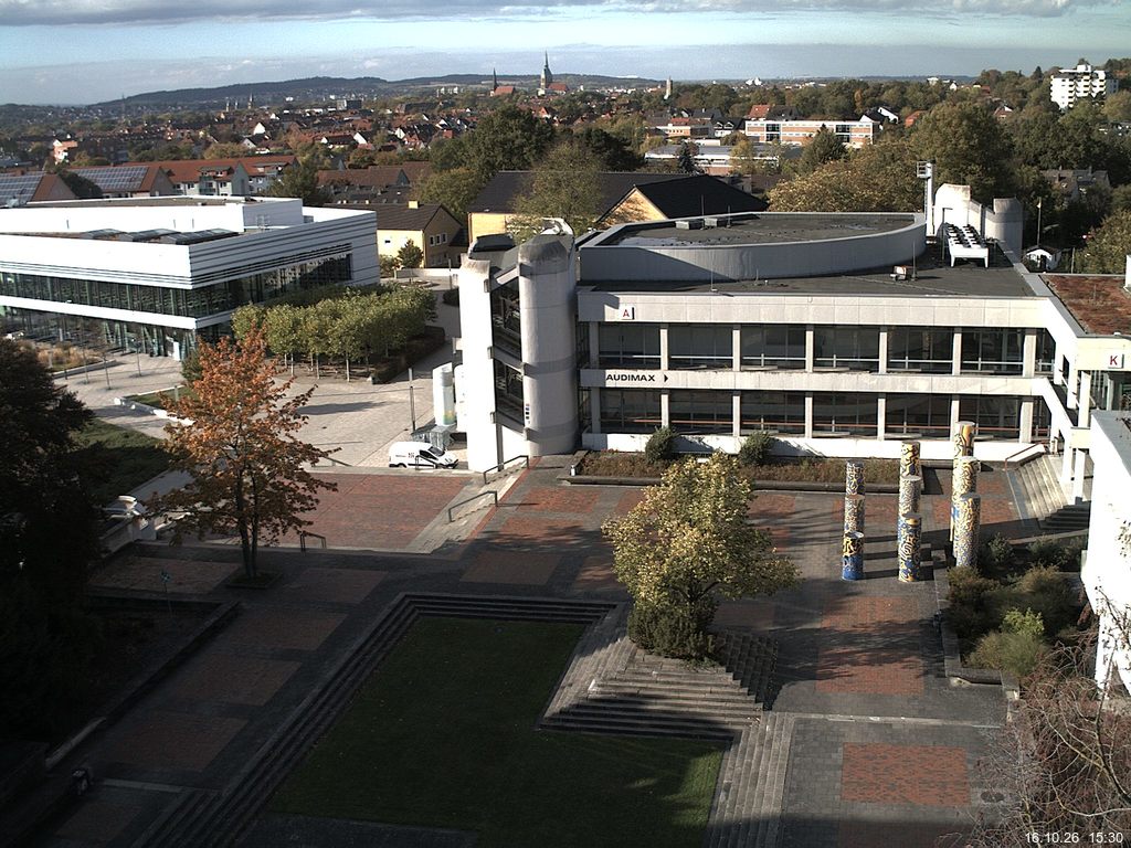 Foto der Webcam: Verwaltungsgeb&auml;ude, Innenhof mit Audimax, H&ouml;rsaal-Geb&auml;ude 1