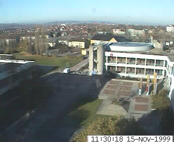 Foto der Webcam: Verwaltungsgeb&auml;ude, Innenhof mit Audimax, H&ouml;rsaal-Geb&auml;ude 1